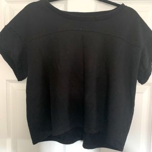 Black cropped workout top, Size XL